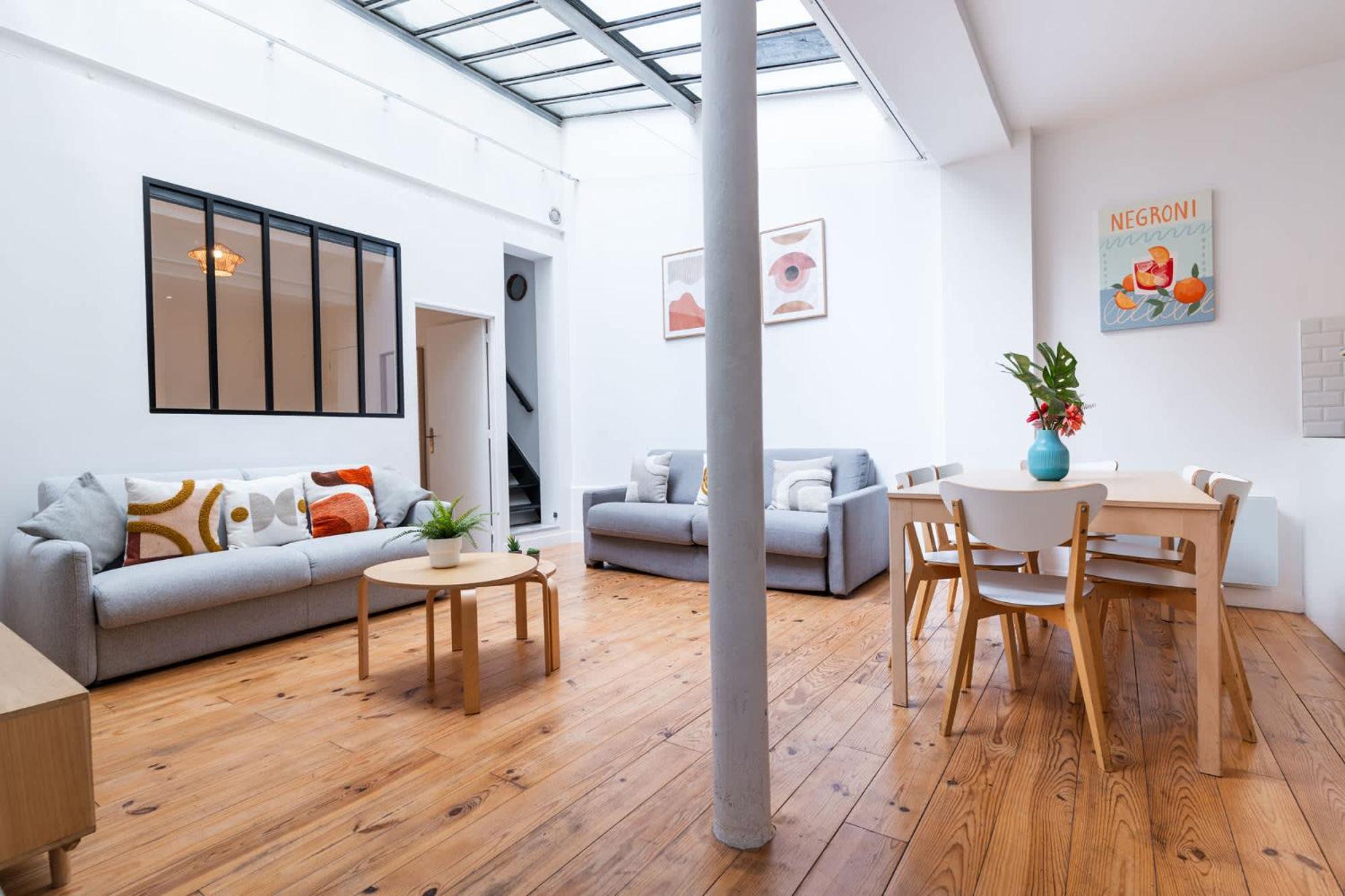 Loft House 2 Bedroom Bastille Ac By Lcc Agency Parigi